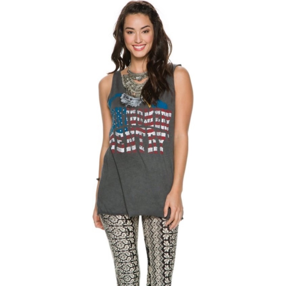 SWELL Rockin USA Montgomery Gentry Graphic Rock Muscle Tee